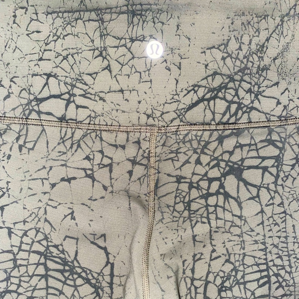 Like new Lululemon leggings